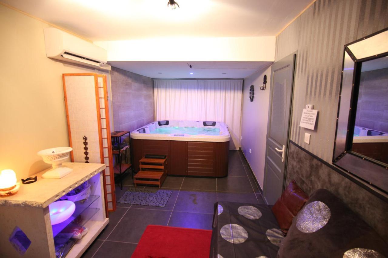Suite Spa Acces Autonome Beaucaire  Exterior foto